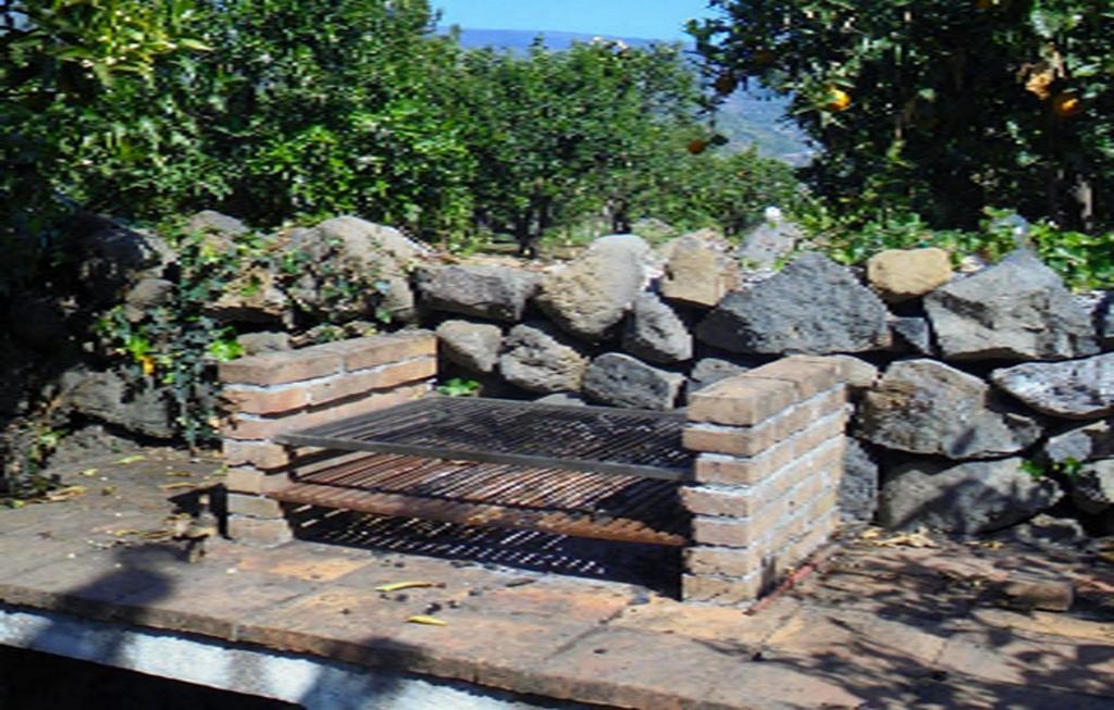 Baglio Delle Rose Panzió Giarre Kültér fotó